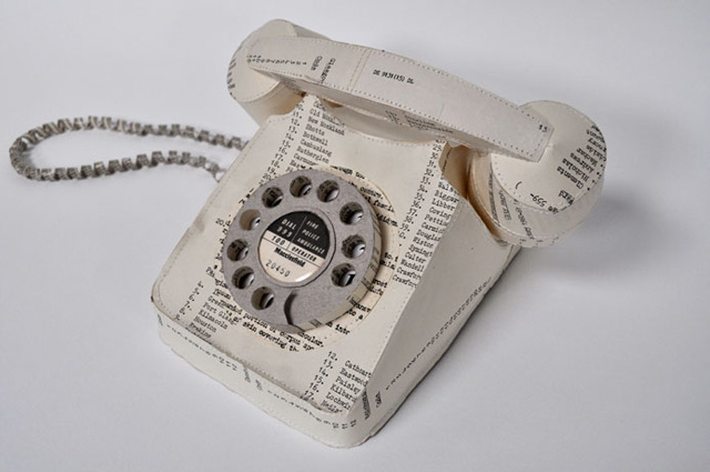 phone1 Incredible Devices From Salvaged Paper