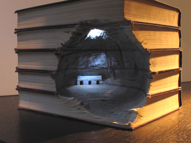 stunning-book-sculptures-guy-laramee-6 Stunning Book Sculptures by Guy Laramee