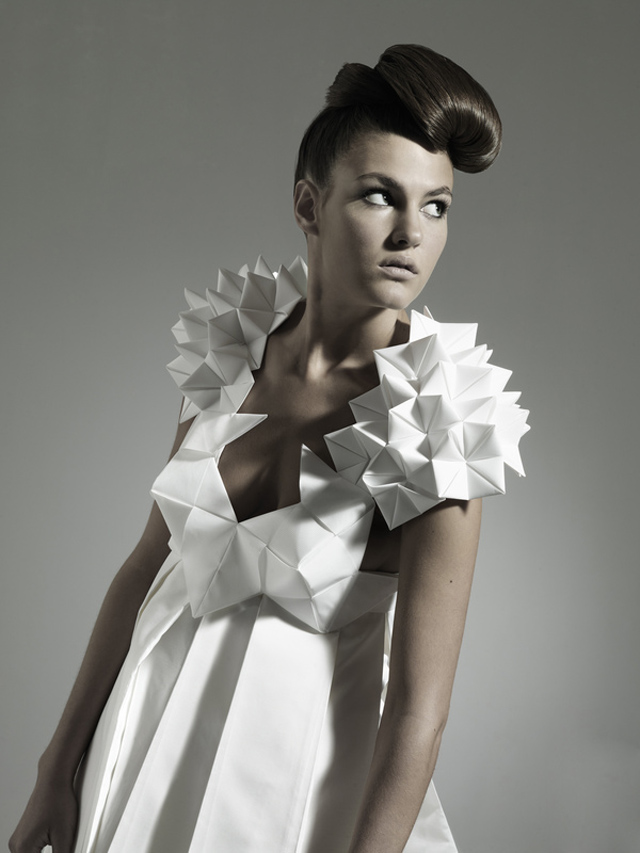 Nintai: Origami-Inspired Geometric Dresses